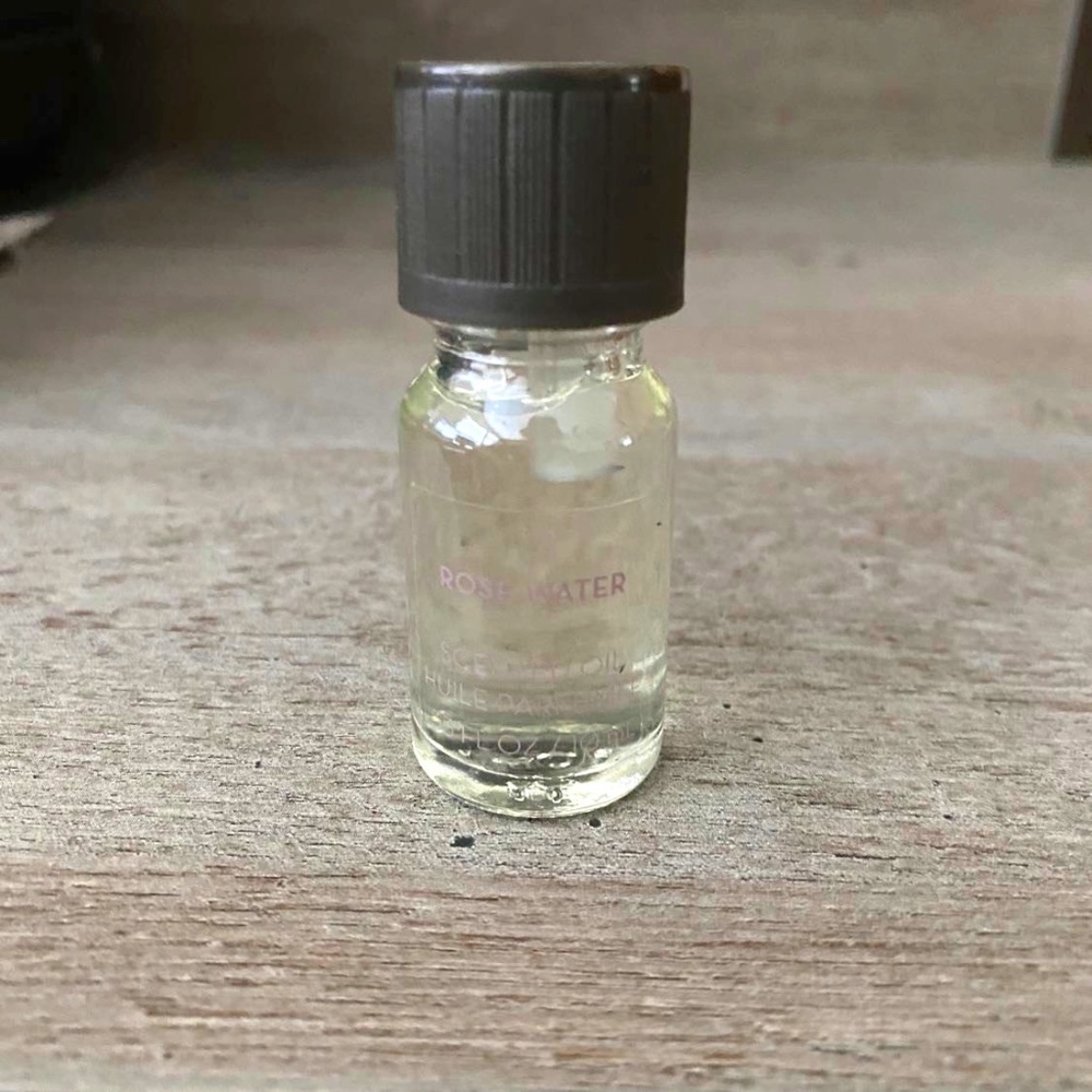 Elizabeth Arden Rose Water Scented Oil